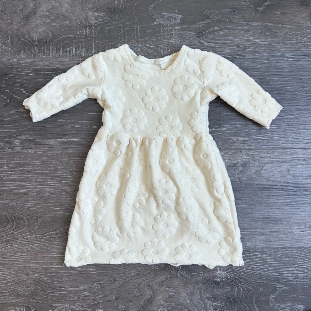 Handmade Girls Cream Floral-Texture Mid Length Sleeve Dress Size 6/9M